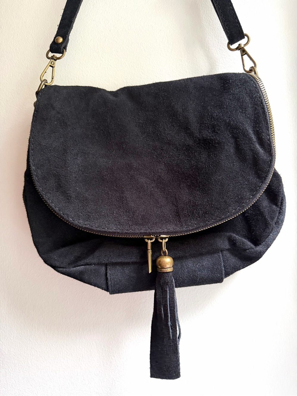 Borse in Pelle Black Suede Crossbody Bag Zipper Flap Purse Tassel Made in Italy
